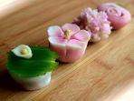 wagashi-satu-camilan-unik-khas-jepang.jpg