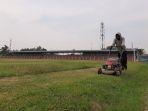 wahyu-pekerja-kebersihan-di-stadion-tugu.jpg