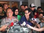 wakapolda-metro-jaya-brigjen-pol-suntana-bersama-ceo-go-jek-nadiem-makarim_20161004_181529.jpg