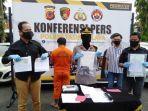 wakapolres-tasikmalaya-kompol-rita-suwadi-merilis-penangkapa.jpg