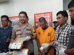 wakapolresta-depok-akbp-arya-perdana-bersama-jajaran-reserse-narkoba.jpg