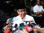 wakil-ketua-dewan-kehormatan-partai-golkar-akbar-tandjung_20180228_214055.jpg