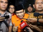 wakil-ketua-dpr-taufik-kurniawan-ditahan-kpk_20181102_193023.jpg
