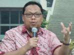 wakil-ketua-ii-komisi-dpr-ri-lukman-edy-menyampaikan-pendapatnya-tentang-apbn-p-di-gedung-dpr-ri_20160610_095807.jpg
