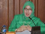 wakil-ketua-komisi-x-dpr-ri-reni-marlinawati-7890.jpg