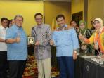 wakil-ketua-komisi-x-sutan-adil-hendra_20160923_173822.jpg