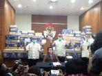 wakil-ketua-kpk-basaria-panjaitan-merilis-kasus-suap-distribusi-pupuk.jpg