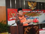 wakil-ketua-mpr-ri-oesman-sapta-odang_20161125_175841.jpg