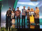 wakil-menteri-agama-wamenag-saiful-rahmat-dasuki-beri-penghargaan-penyuluh-agama-islam-pai.jpg