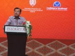 wakil-presiden-jk-beri-sambutan-acara-inacraft-2016_20160429_100339.jpg