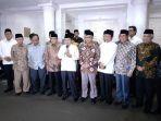 wakil-presiden-jusuf-kalla-dan-sejumlah-petinggi-ormas.jpg