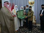 wakil-presiden-wapres-kh-maruf-amin-saat-menerima-kunjungan-kehormatan-menteri-urusan-islam.jpg