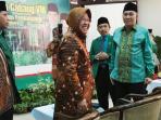 wali-kota-surabaya-tri-rismaharini_20160917_181154.jpg