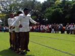 wali-kota-surakarta-ikut-lomba-bakiak_20160815_155003.jpg