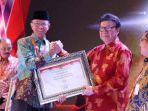 wali-kota-tanjungpinang-syahrul-menerima-secara-langsung.jpg