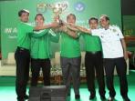 walikota-tasikmalaya-drs-h-budi-budiman-tengah_20150824_231834.jpg