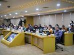 wamenparekraf-rapat-dengan-dpd.jpg