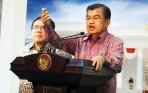 wapres-jk-konpres-menguatnya-dolar-as-atas-rupiah_20141217_165751.jpg