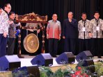 wapres-jusuf-kalla-buka-munas-kadin-vii-di-bandung_20151123_222300.jpg