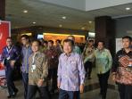 wapres-jusuf-kalla-di-pembukaan-iims-2016_20160407_103006.jpg