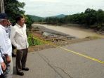 wapres-jusuf-kalla-tinjau-banjir-di-sulsel_20190128_013715.jpg