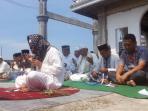 warga-babel-sholat-istisqo_20150911_192038.jpg