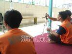 warga-binaan-lp-kelas-iib-blitar-video-call.jpg