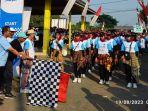warga-desa-julang-mengikuti-kegiatan-jalan-sehat-sabtu-1982023.jpg