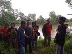 warga-kepolisian-mencari-pelajar-sman-badau-yang-hilang_20181105_084310.jpg
