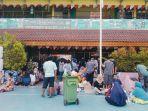 warga-korban-kebakaran-manggarai-mengungsi-ke-gedung-sd.jpg