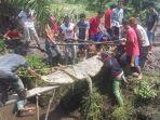 warga-menangkap-buaya-di-desa-kayu-besi-kabupaten-bangka.jpg