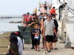 warga-nikmati-liburan-akhir-pekan-di-kali-adem-muara-angke_20210523_181325.jpg