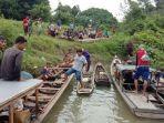 warga-pergi-melakukan-pencarian-terhadap-abubakar-40.jpg