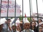 warga-rembang-dukung-pabrik-semen_20161213_133308.jpg