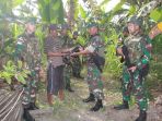 warga-serahkan-senjata-rakitan-kepada-satgas-pamtas_20190104_120701.jpg