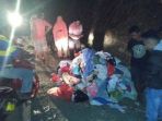warga-temukan-pakaian-berserakan-di-jalan_20181001_081731.jpg