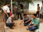 warga-temukan-puluhan-amunisi_20171203_101418.jpg