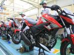 warna-baru-racing-red-di-new-honda-cb150r-streetfire_20160830_070323.jpg