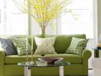 warna-cat-yang-cocok-untuk-interior-saat-lebaran_20150708_232840.jpg