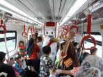 warna-warni-lrt-jakarta-2024_20240630_182353.jpg