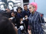 warnai-rambut-nikita-mirzani-yakin-aman-untuk-kandungan_20190419_201948.jpg