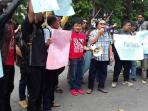 wartawan-se-solo-raya-demo_20160816_110114.jpg