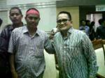 warya-dayak-kalteng-bersama-ruhut1.jpg