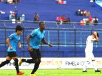 washington-brandao-lakukan-selebrasi_20190314_135147.jpg