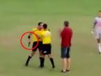 wasit-keluarkan-pistol_20160211_150454.jpg