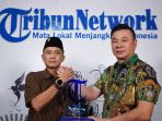 wawancara-khusus-dengan-bupati-kaimana-freddy-thie_20230710_224605.jpg
