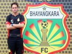 wawancara-khusus-pelatih-bhayangkara-fc_20191114_171529.jpg