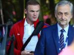 wayne-rooney-tampak-meninggalkan-hotel_20160628_194655.jpg