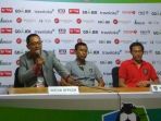 widodo-dan-kiper-kadek-wardana_20170521_231549.jpg