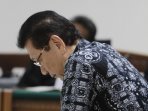 willy-sebastian-lim-jalani-sidang-tuntutan_20150715_173937.jpg